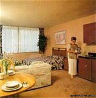 The Esplanade Hotel White Plains Δωμάτιο φωτογραφία